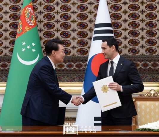 한-투르크메니스탄, 플랜트 사업 협력 재시동…60억 달러 수주 ‘기대’ 무역투자촉진프레임워크도 체결…산업·무역·에너지 안정적 교역·투자 환경 마련