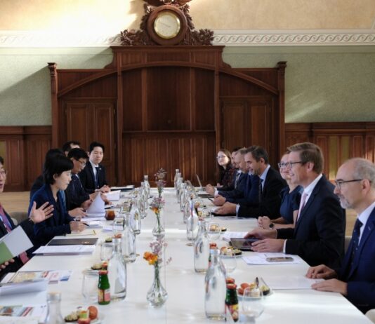 한-체코, 고속철도·우크라이나 재건 협력 업무협약 체결 우크라이나 철도·공항 등 재건 공동 프로젝트 수행 지원